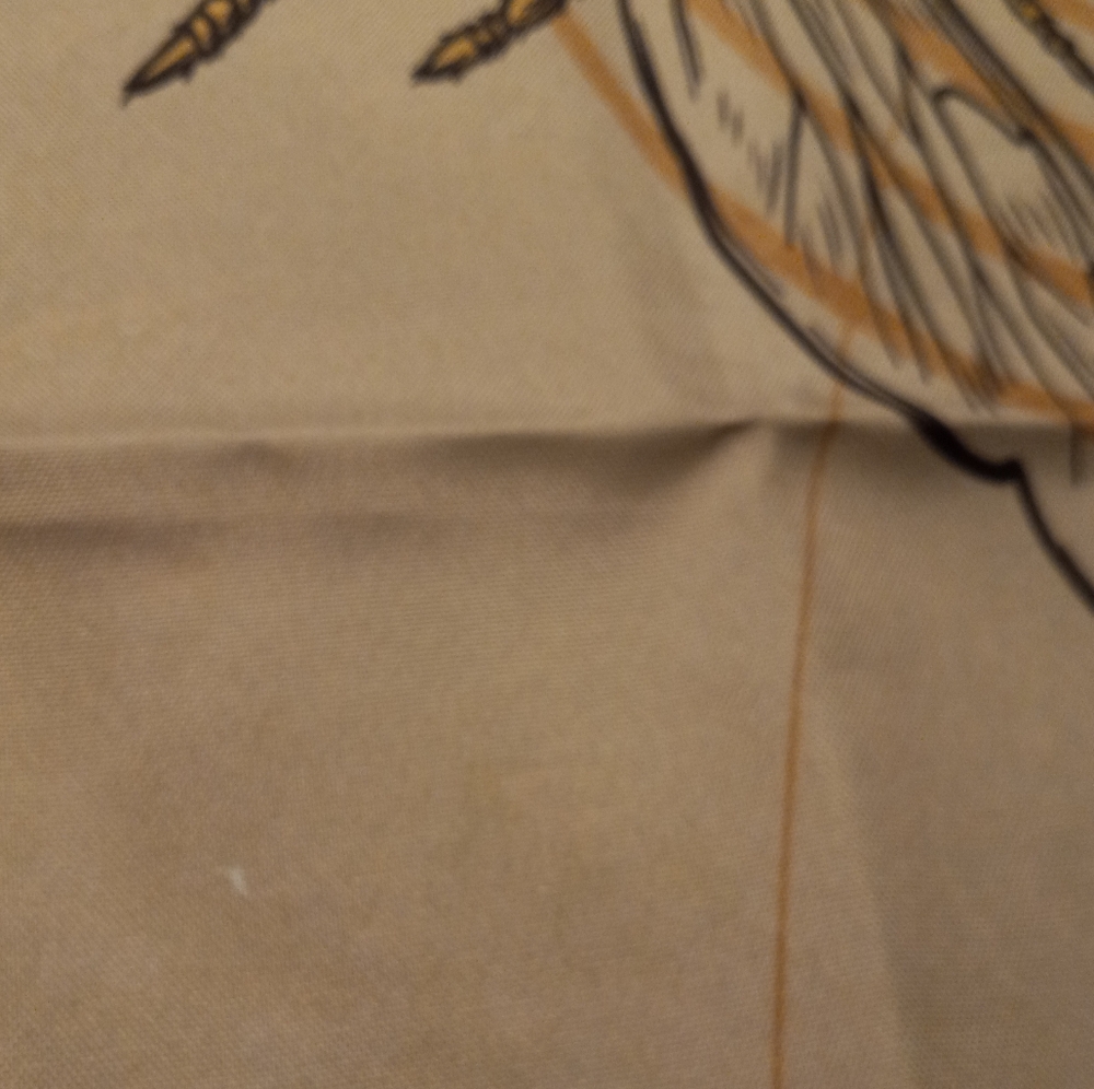 Bee Table Runner - Picture 7 of 9